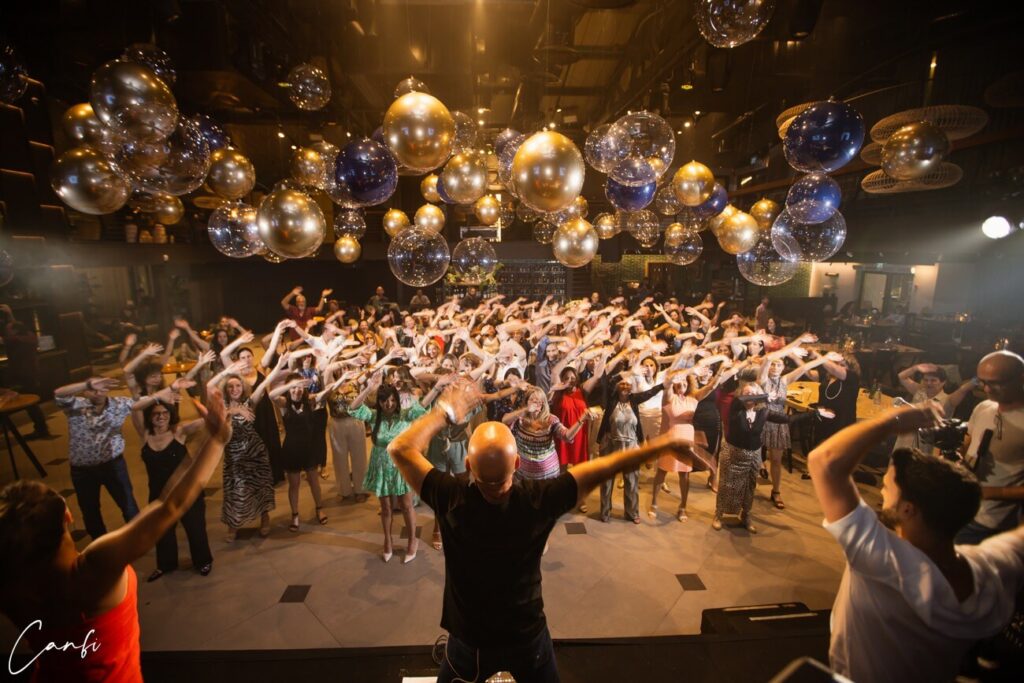 c0b4fa81-6690-40e9-a23a-754ec8cdb087